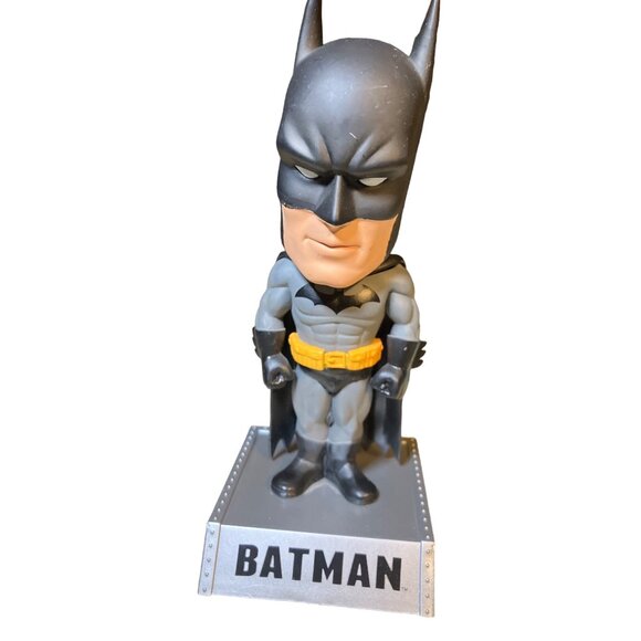 Funko Batman Wacky Wobbler Loose Bobblehead Figure DC Universe 2011 Comics - Picture 1 of 14